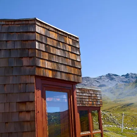 Abrineige Tourotel Apartmán