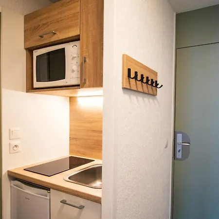 Abrineige Tourotel Apartman *